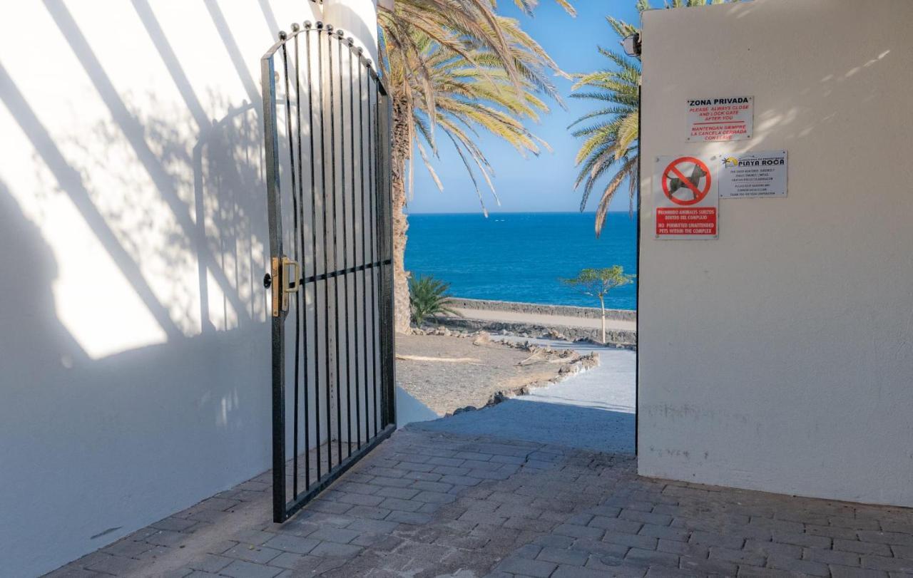 Luxury Casa Playa Roca Bord De Mer Costa Teguise Bagian luar foto